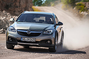 Opel Insignia z nowymi silnikami Diesla