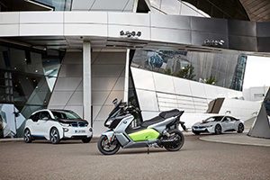 p90229590-the-new-bmw-c-evolution-long-range-09-2016-2250px