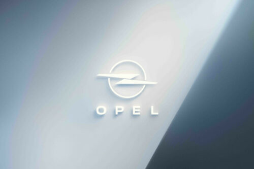 Opel prezentuje nowe kultowe logo „Blitz”