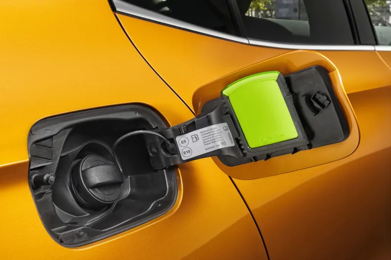 Od skrobaczki po parasol. Skoda pokazuje, jak ułatwia codzienną jazdę