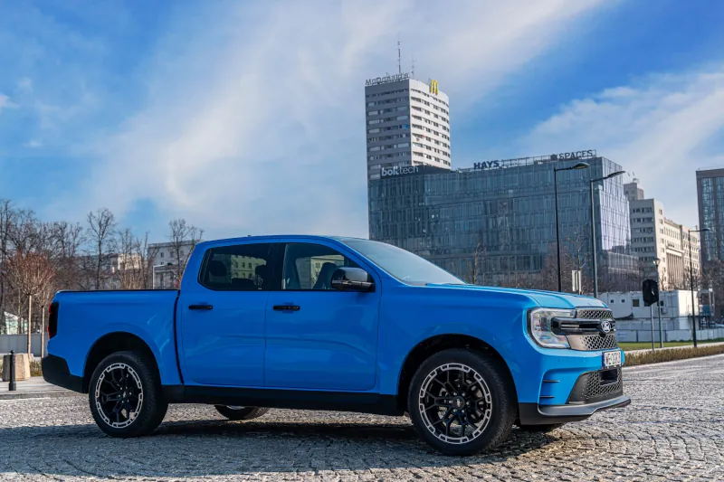 Ponad połowa rynku dla Rangera. Ford umacnia pozycję w segmencie pick-upów