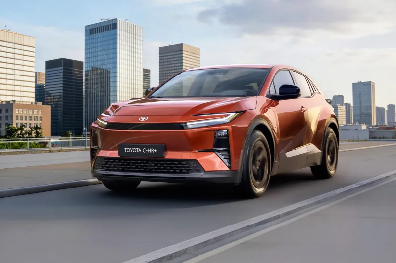 Dni Otwarte Toyoty C-HR+. Debiut elektryka i wyprzedaż rocznika 2025