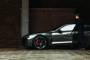 Auto już nie tylko do jazdy. Raport Audi pokazuje, jak zmienia się rola mobilności