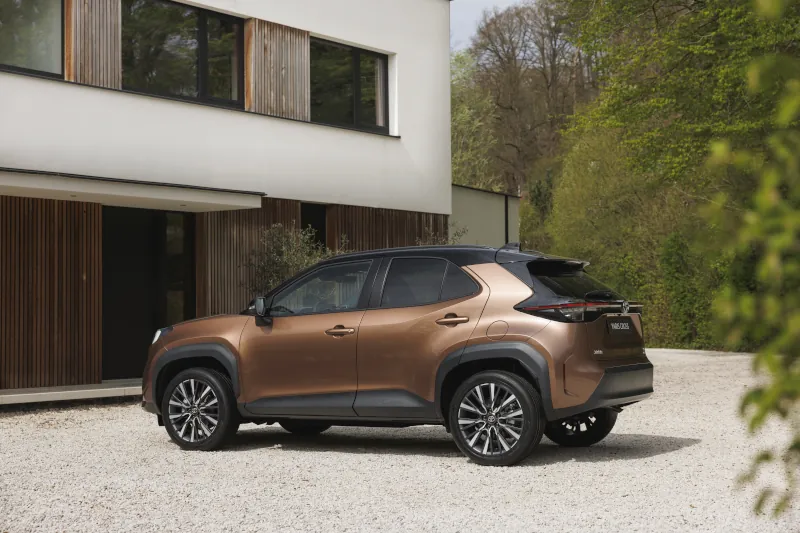 Toyota Yaris Cross 2026 z rabatem. Ceny zaczynają się od 105 300 zł