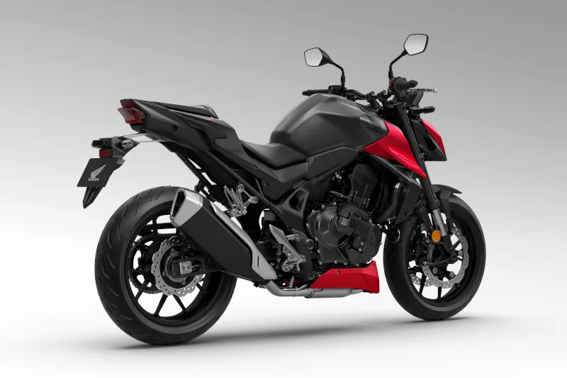 Honda CB750 Hornet na 2027 rok. Nowe kolory i kilka zmian