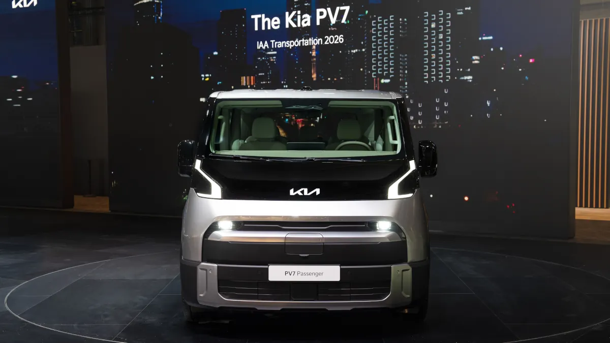 Kia PV7 ma 272 KM i ponad 460 km zasięgu. Naładuje się w około 20 minut