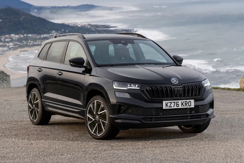 Skoda Karoq Black Edition. Nowa topowa wersja ma bardzo bogate wyposażenie