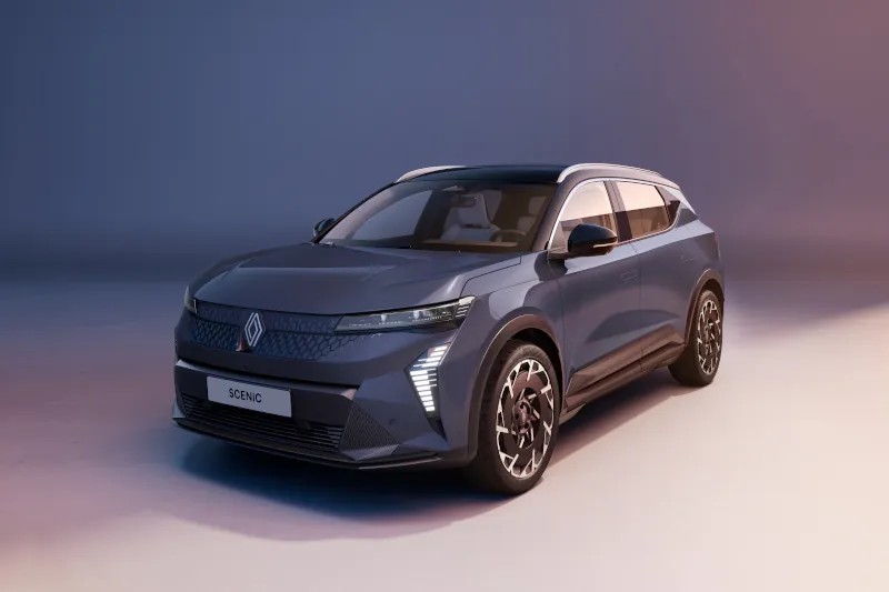 Renault Scenic dostał większą baterię. Teraz przejedzie 642 km