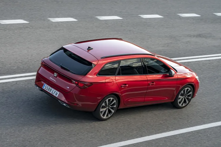 SEAT Leon Sportstourer rośnie mimo spadku rynku. Rejestracje kombi poszły w górę o 14 proc.