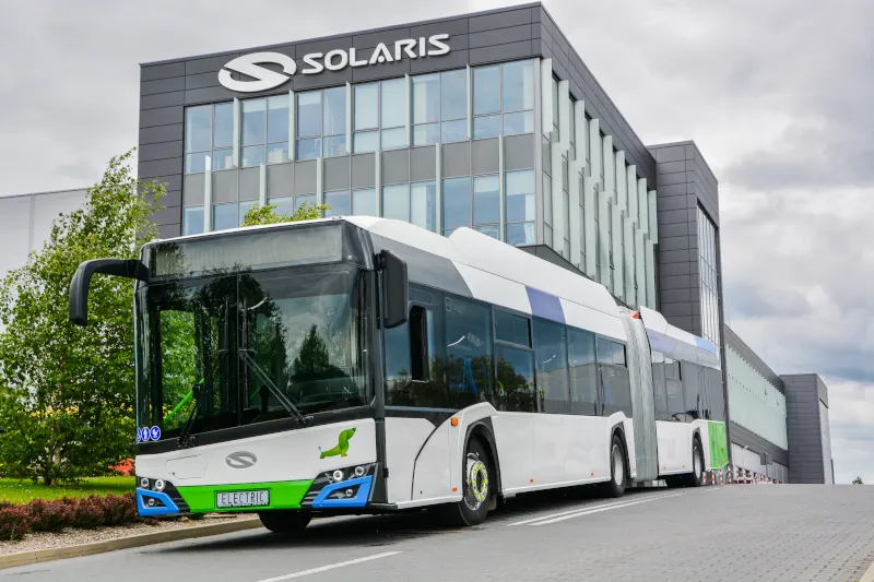 Szczecin kupuje 20 nowych autobusów elektrycznych. Wszystkie dostarczy Solaris