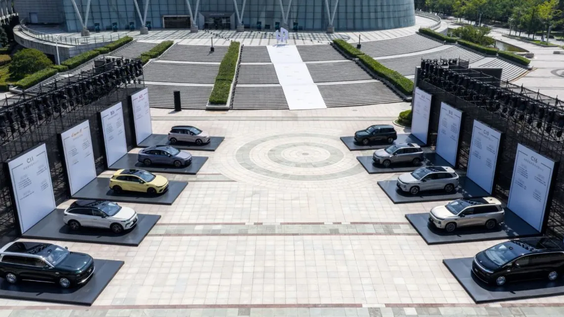 Leapmotor chce pozbyć się akumulatora 12 V. Nowa technologia zadebiutuje w 2027 roku