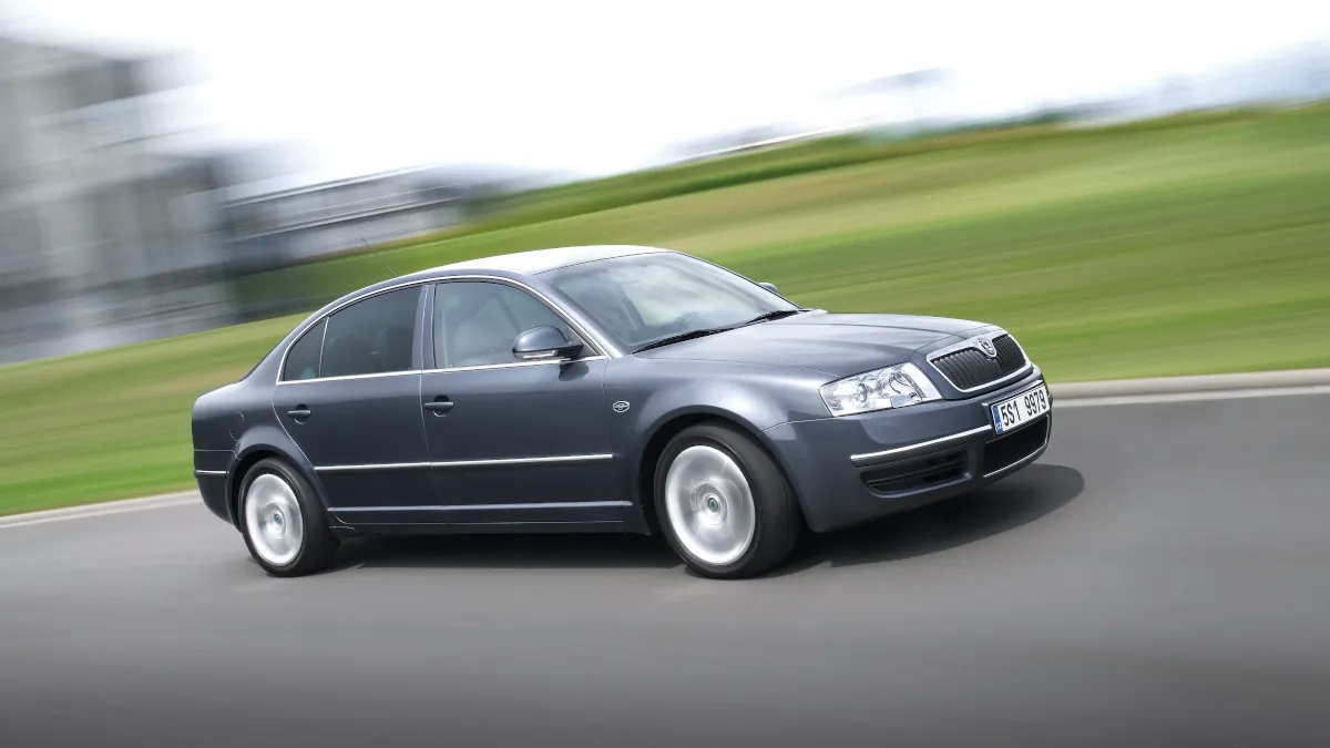 Skoda Superb ma już 25 lat. Sprzedano prawie 1,8 mln egzemplarzy