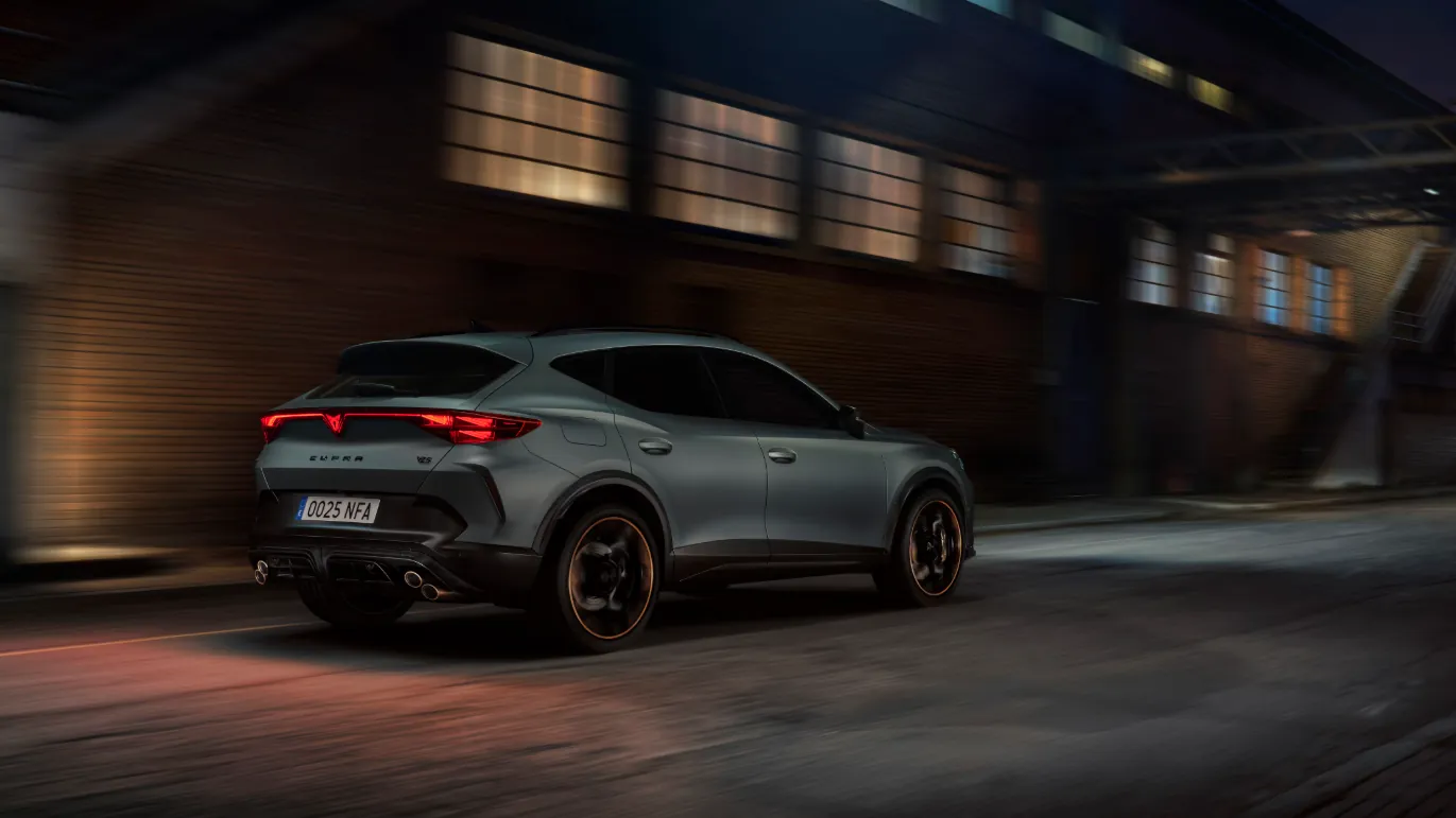 CUPRA Formentor VZ dostała pakiet Extreme. Kosztuje ponad 22 tys. zł