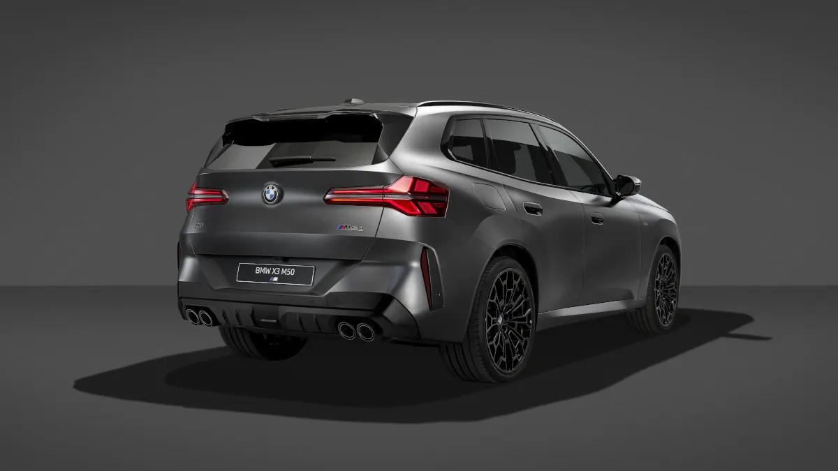 BMW X3 M50 dostało więcej mocy. Ma teraz 443 KM. Zmian jest więcej
