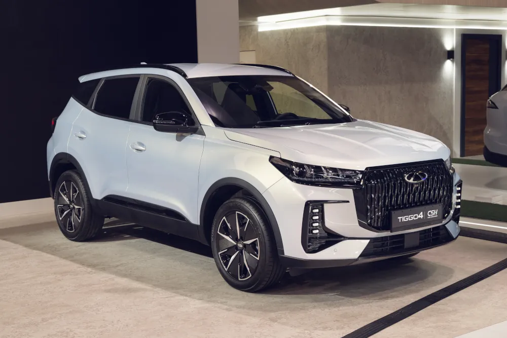 CHERY pokazało w Paryżu nowości. Elektryczny Q i hybrydowy TIGGO 4