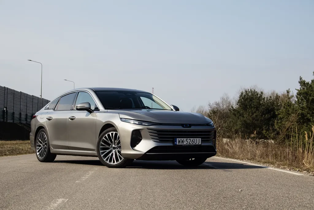 Bestune B70 2.0 Elegance LPG