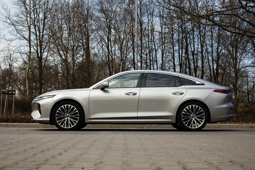 Bestune B70 2.0 Elegance LPG