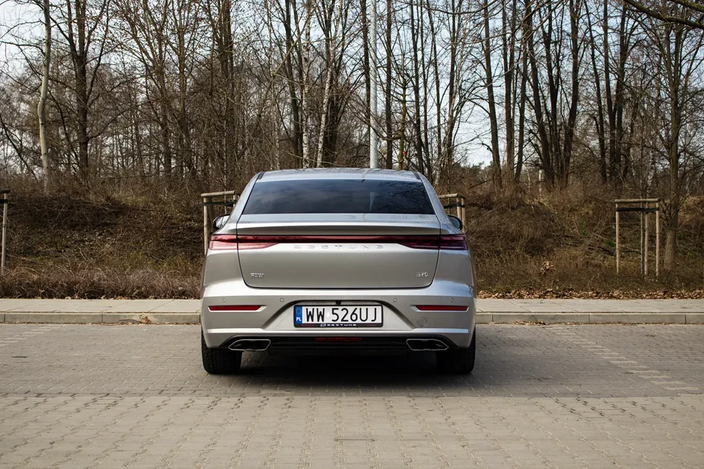 Bestune B70 2.0 Elegance LPG