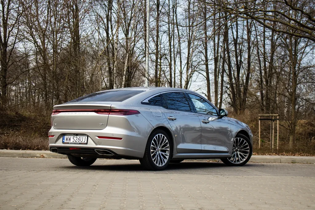 Bestune B70 2.0 Elegance LPG